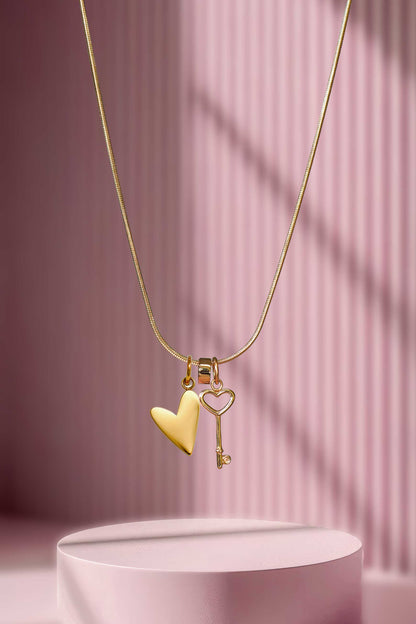 Charm AMORE