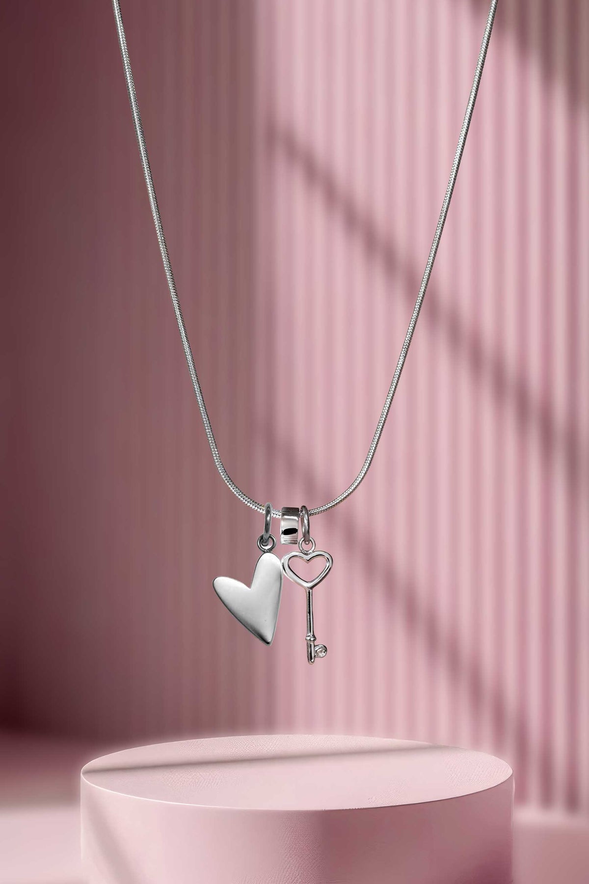 Charm AMORE