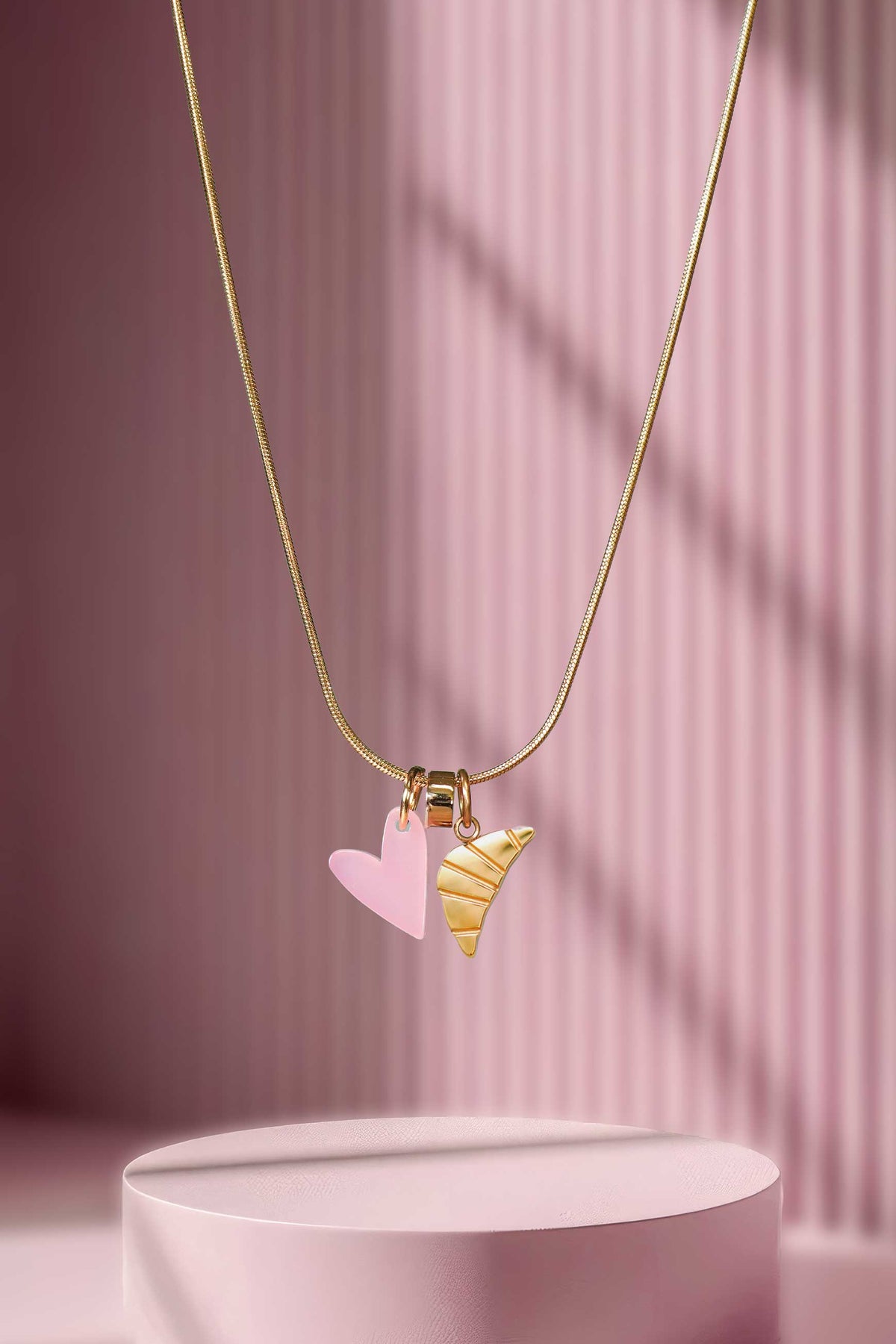 Charm CROISSANT LOVER