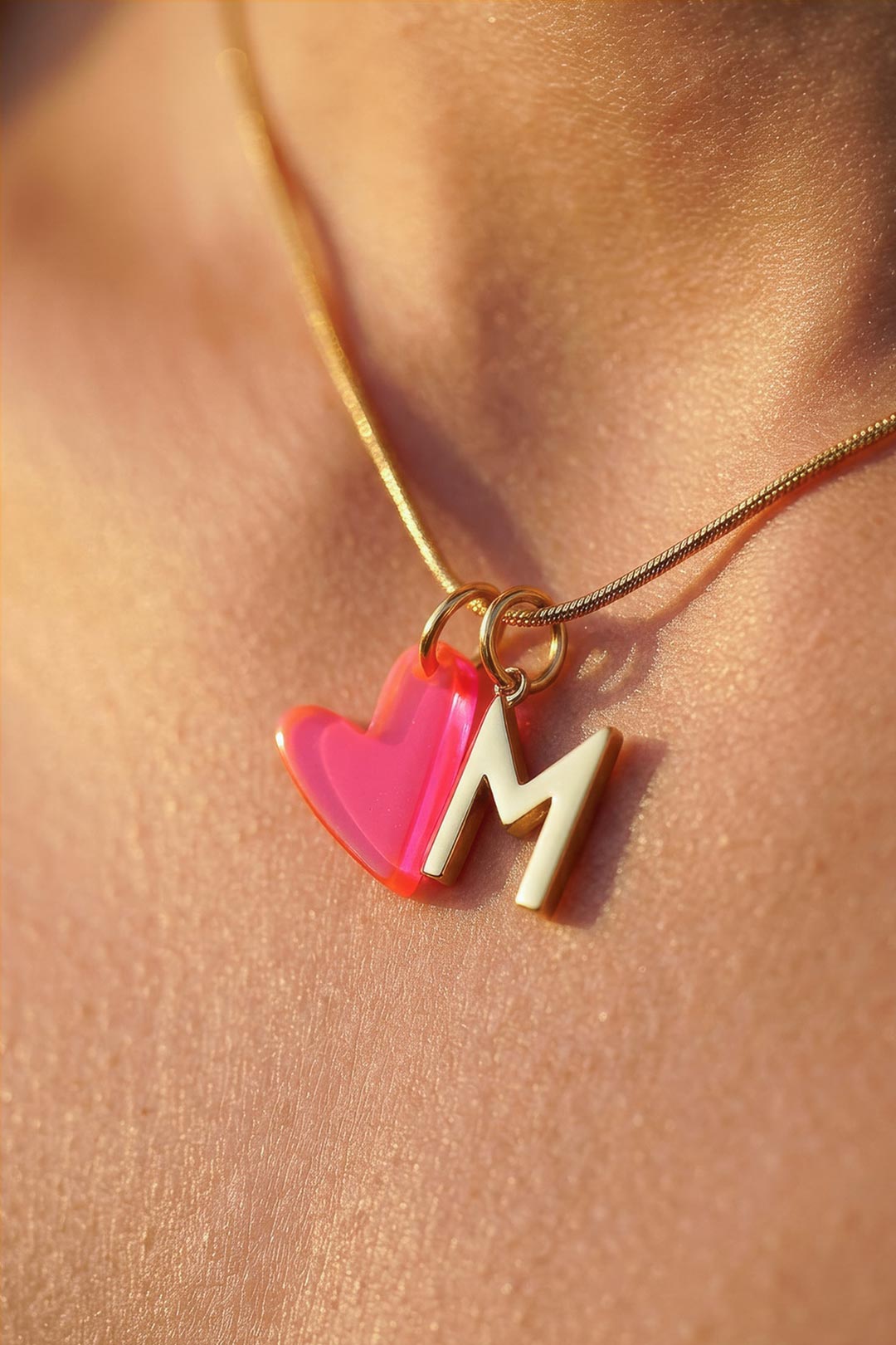 Charm HEY PRETTY