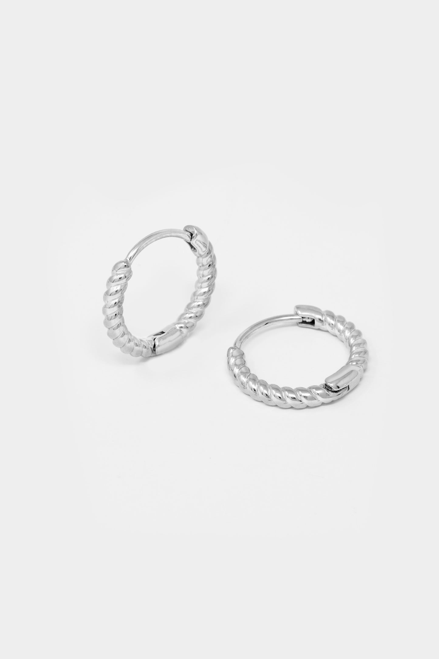 BASIC Ohrring TWISTED