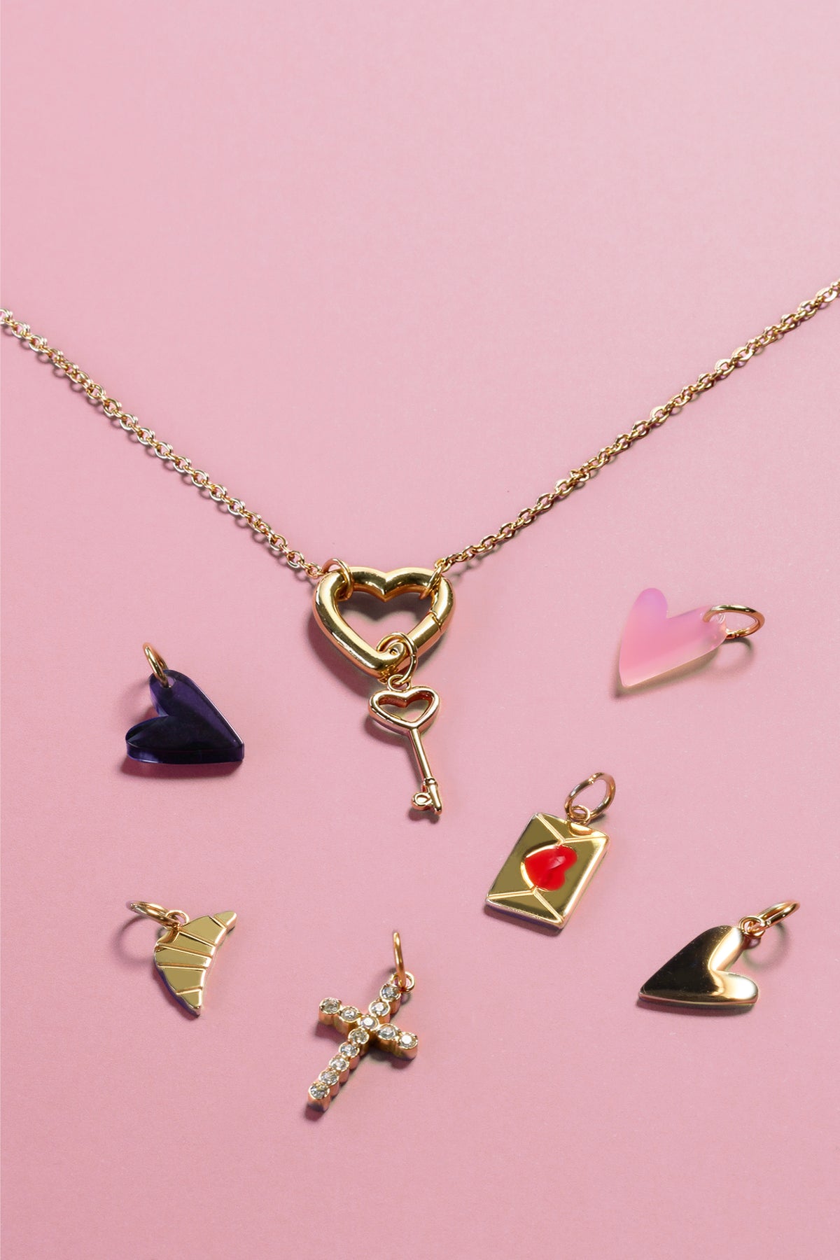 Charm AMORE